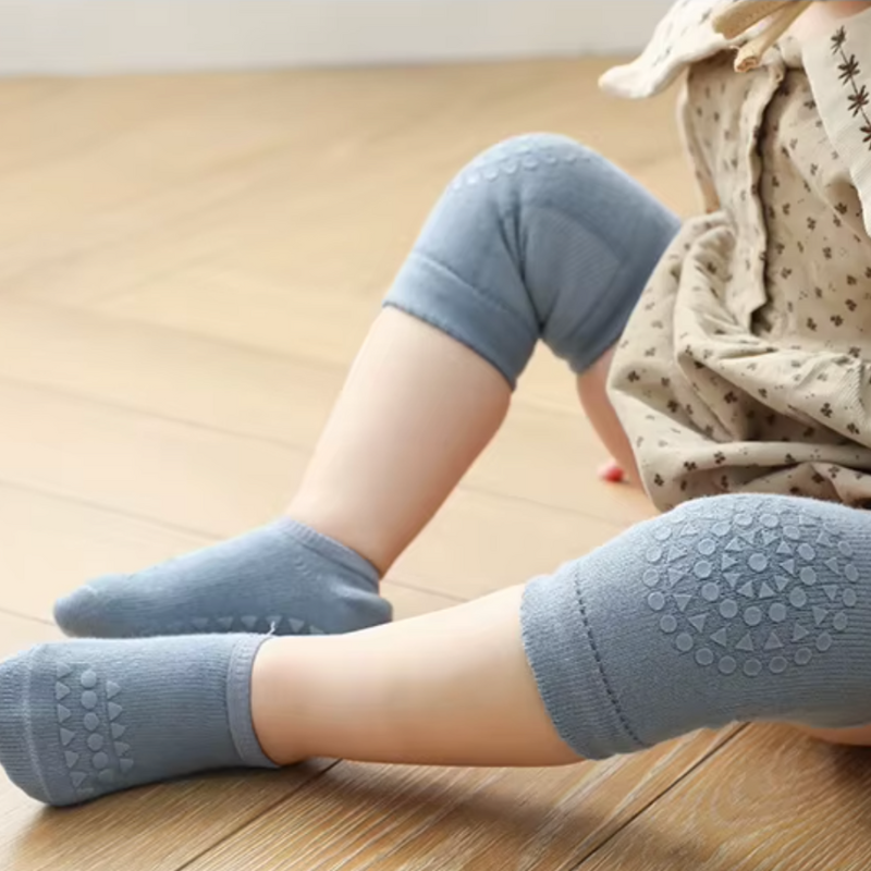 Baby Sock & Knee Pad Set