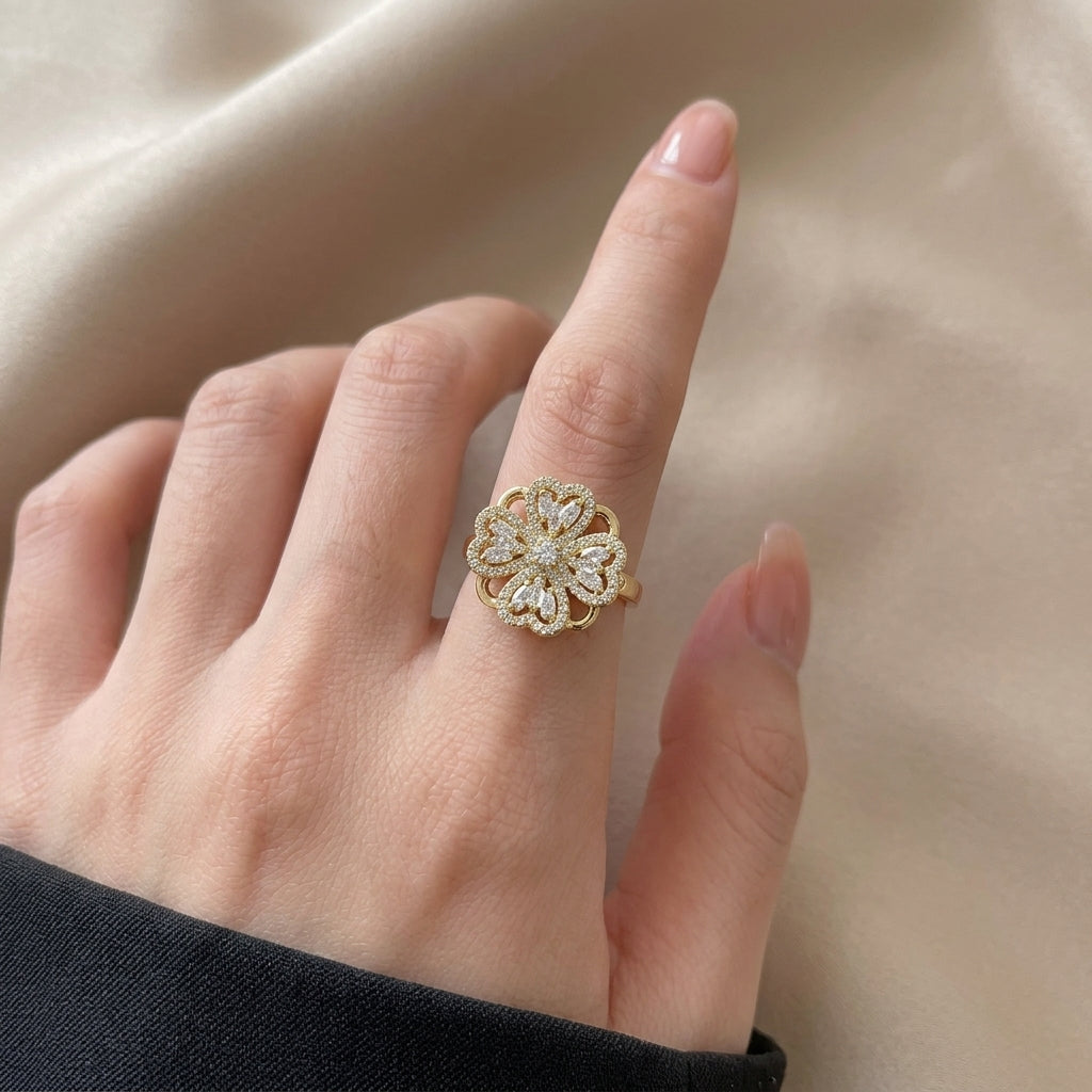 Rotating Clover Anxiety Ring