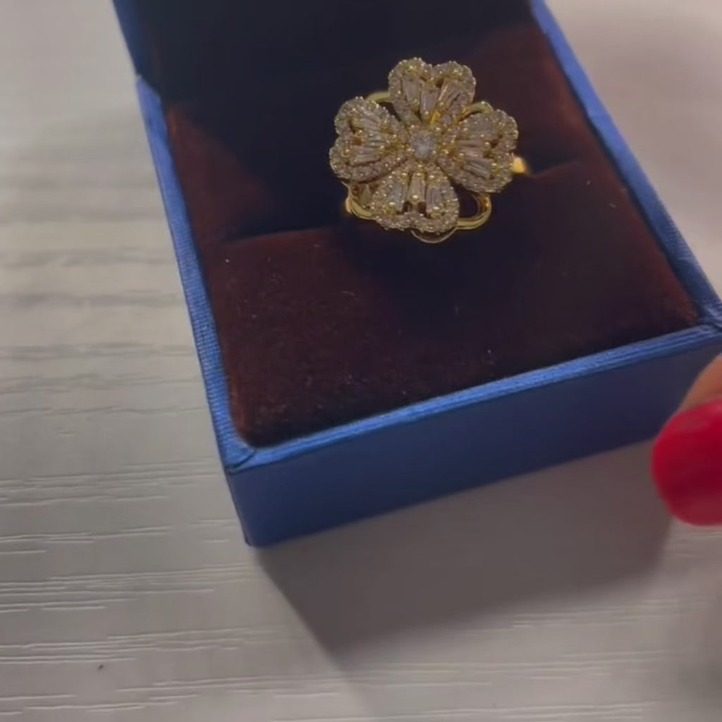 Rotating Clover Anxiety Ring